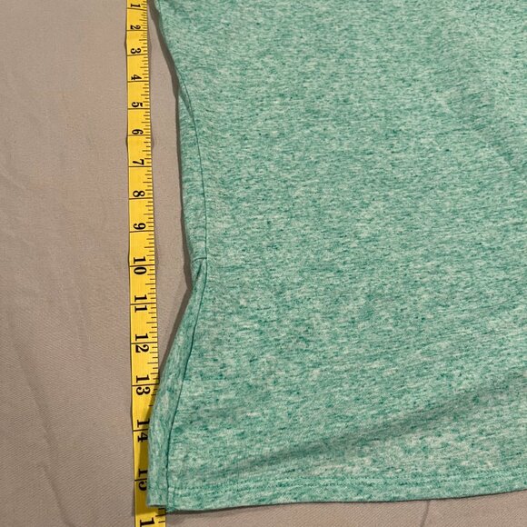 Peace & Pearls Green Tank Size M - Picture 5 of 5